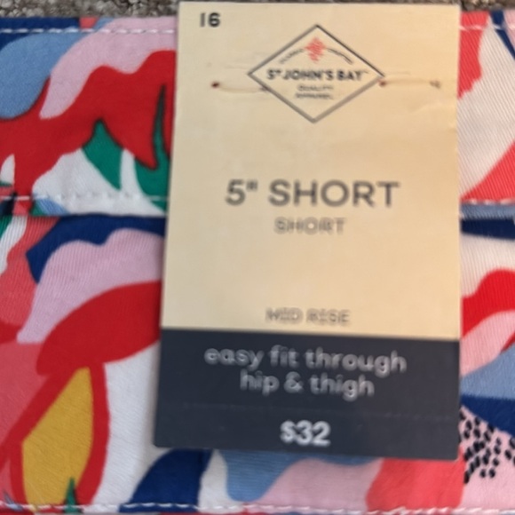 NWT St. John's Bay Floral 5" Shorts Womens 16 Tropical Cotton stretch Beach Soft - Picture 9 of 14